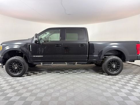 Used 2019 Ford F250 Lariat AWD/4WD image 6