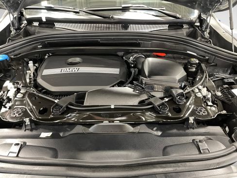 Used 2025 BMW X2 xDrive28i w/ Premium Package image 15