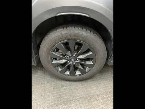 Used 2024 Subaru Outback Onyx Edition AWD/4WD image 39