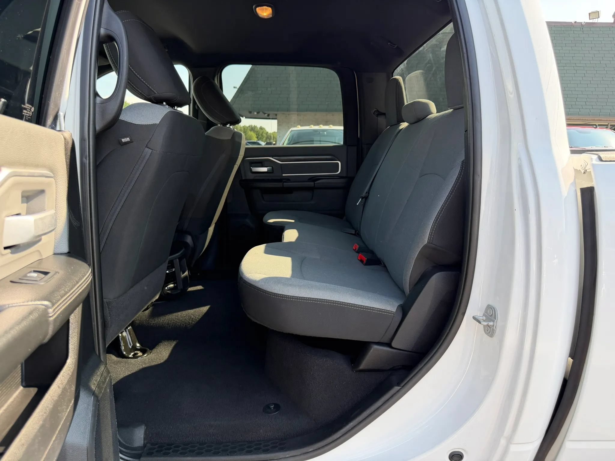 Used 2021 RAM 2500 Big Horn AWD/4WD image 18