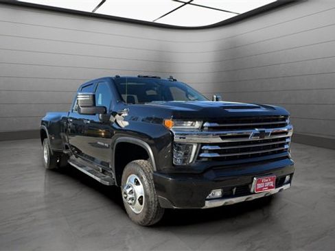 Used 2021 Chevrolet Silverado 3500 High Country image 1