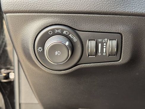 Used 2021 Jeep Compass Trailhawk w/ Trailer Tow Group AWD/4WD image 9