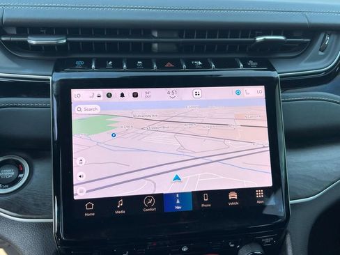 Used 2022 Jeep Grand Cherokee Limited 4xe image 34