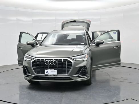 Used 2025 Audi Q3 2.0T Premium AWD/4WD image 37