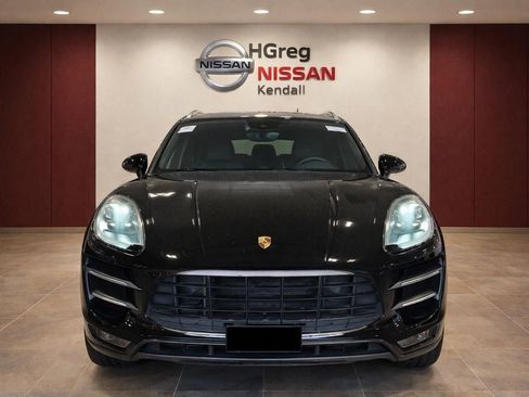 Used 2017 Porsche Macan Turbo AWD/4WD image 3