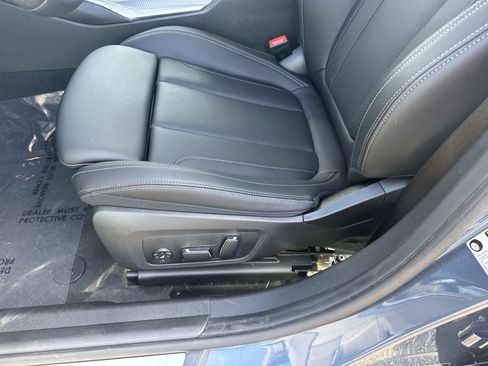 Certified 2025 BMW 330i Sedan image 18