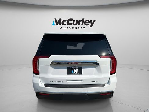 Used 2022 GMC Yukon XL SLT w/ SLT Premium Package AWD/4WD image 6