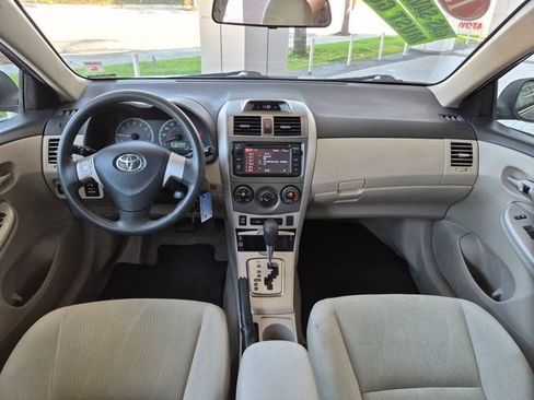 Used 2013 Toyota Corolla LE FWD image 15