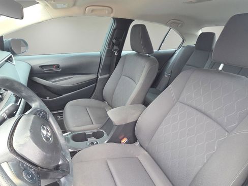 Used 2025 Toyota Corolla LE image 24