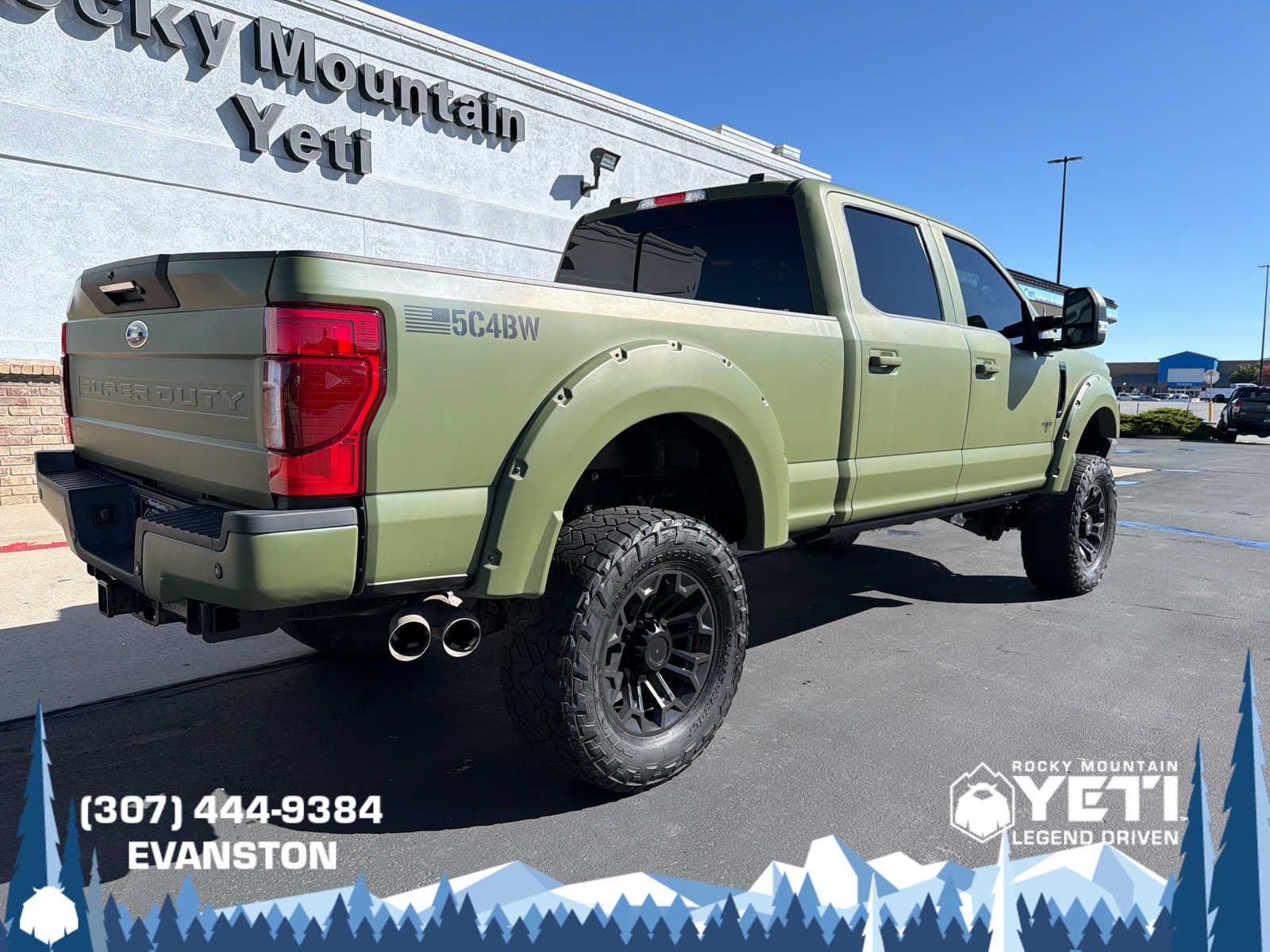 Used 2021 Ford F250 Lariat w/ Lariat Ultimate Package AWD/4WD image 3