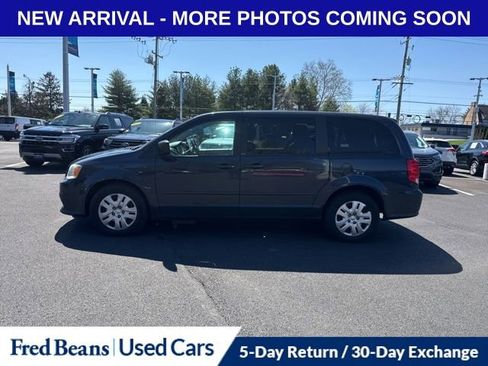 Used 2013 Dodge Grand Caravan SE FWD image 4