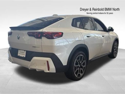 Used 2025 BMW X2 xDrive28i w/ Convenience Package AWD/4WD image 5