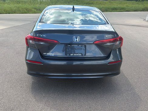 Used 2023 Honda Civic Touring image 4
