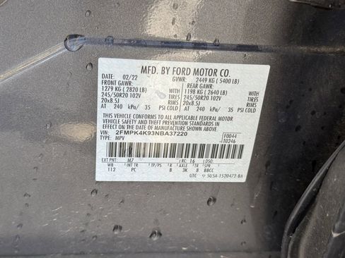 Used 2022 Ford Edge Titanium w/ Equipment Group 301A image 34