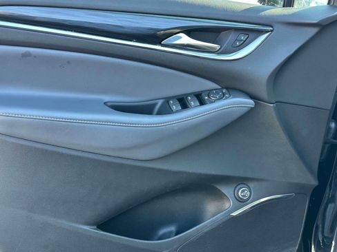 Used 2024 Buick Enclave Essence w/ Experience Buick Package image 17