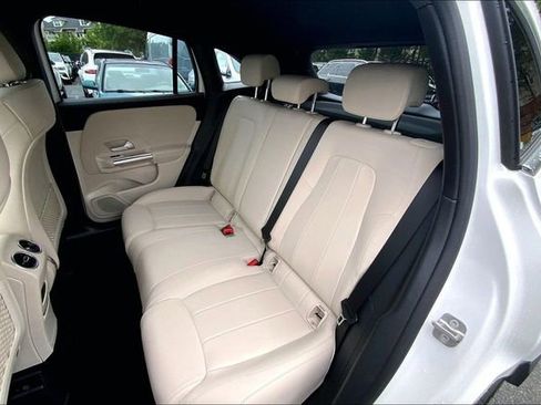 Used 2026 Mercedes-Benz GLA 250 4MATIC image 16