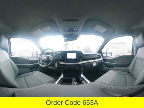 New 2025 Ford F450 XLT w/ XLT Value Package image 14