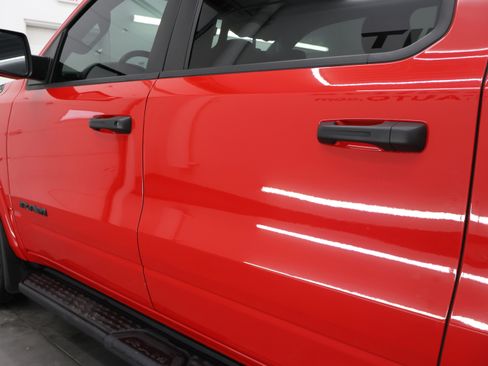 Used 2021 RAM 1500 Big Horn w/ Built-to-serve Edition image 33