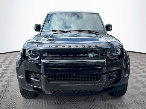 Used 2024 Land Rover Defender 110 X-Dynamic SE AWD/4WD image 2