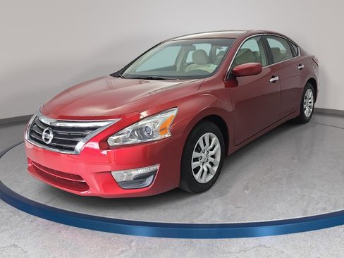 Used 2013 Nissan Altima 2.5 FWD image 1