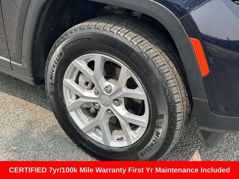 Used 2023 Jeep Grand Cherokee Limited AWD/4WD image 8