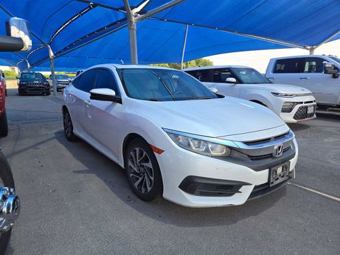 Used 2017 Honda Civic EX image 2