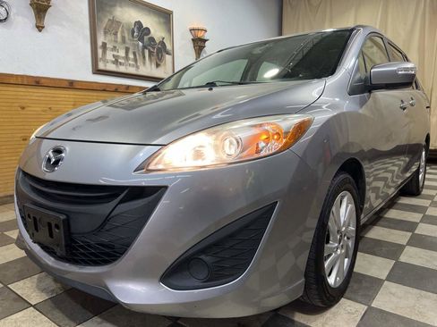 Used 2014 MAZDA MAZDA5 Sport image 5