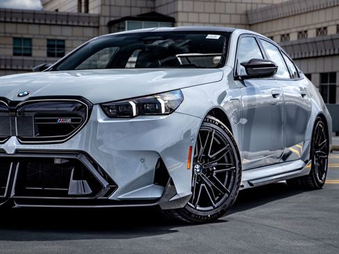 New 2026 BMW M5 w/ Carbon Package AWD/4WD image 11