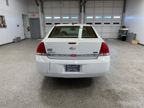 Used 2010 Chevrolet Impala LS image 3