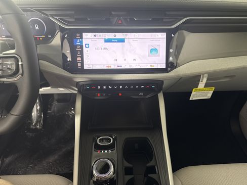 New 2026 Jeep Cherokee Laredo image 25