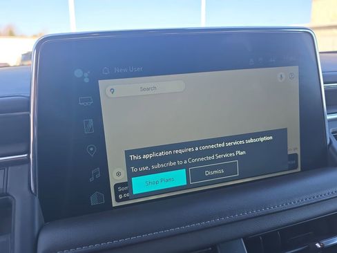 Used 2023 Chevrolet Suburban LT image 23