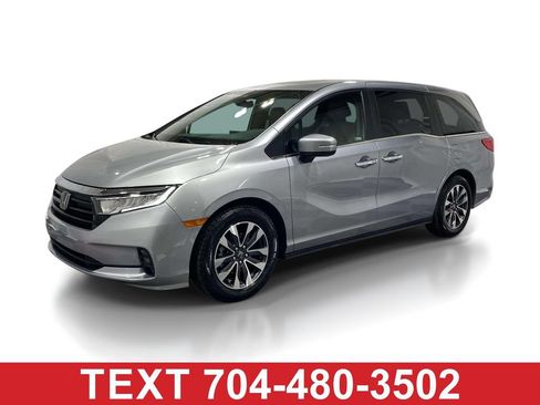 Used 2024 Honda Odyssey EX-L image 1