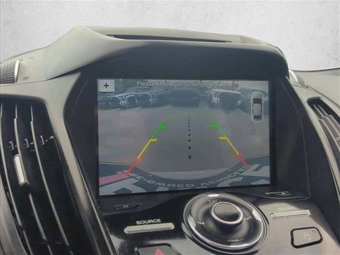 Used 2017 Ford Escape Titanium FWD image 19