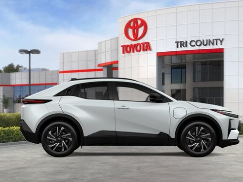 New 2026 Toyota C-HR AWD/4WD image 12