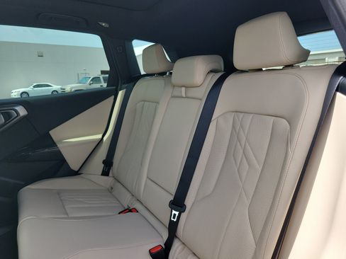 New 2026 BMW X3 xDrive30i w/ Premium Package AWD/4WD image 8