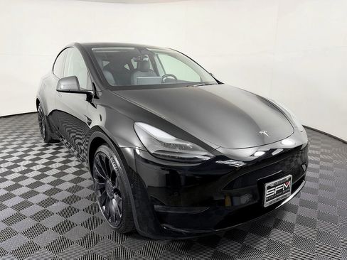 Used 2022 Tesla Model Y Performance AWD/4WD image 5
