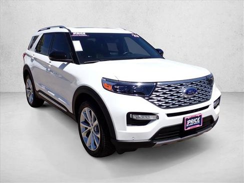 Used 2023 Ford Explorer Platinum w/ Technology Package AWD/4WD image 6