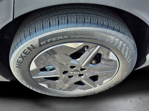 New 2026 Kia EV6 Light AWD/4WD image 8