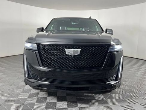 Used 2022 Cadillac Escalade Sport Platinum w/ LPO, ONYX Package AWD/4WD image 5