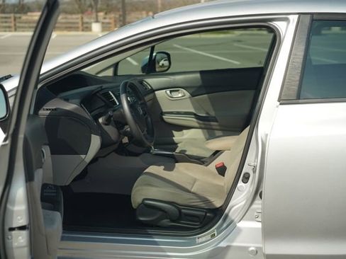 Used 2013 Honda Civic LX image 11