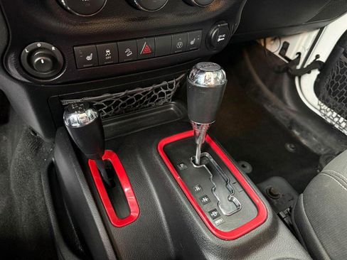 Used 2015 Jeep Wrangler Unlimited Sahara w/ Dual Top Group image 25