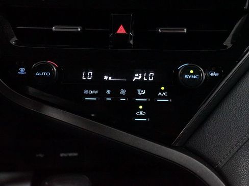 Used 2022 Toyota Camry SE FWD image 20