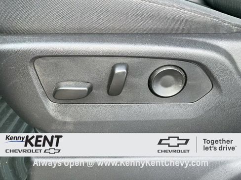 Used 2025 Chevrolet Silverado 1500 Custom image 27