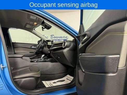 Used 2025 Chevrolet Trax ACTIV FWD image 16