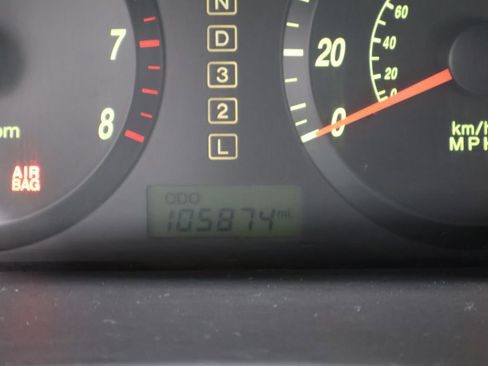 Used 2004 Hyundai Elantra GT image 29