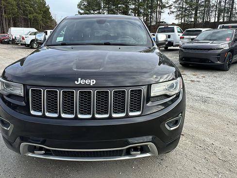 Used 2014 Jeep Grand Cherokee Overland w/ Trailer Tow Group IV image 3