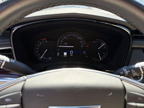 Used 2019 Cadillac XT5 Luxury image 36