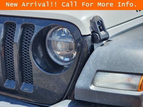 Used 2022 Jeep Wrangler Sport AWD/4WD image 8