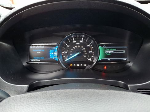 Used 2018 Ford Explorer XLT w/ Equipment Group 202A AWD/4WD image 21