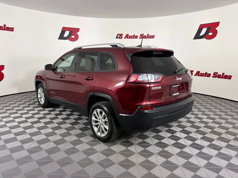 Used 2020 Jeep Cherokee Latitude FWD image 4